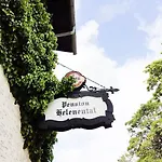 Helenental & Pensjonat 3*