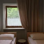 Helenental & Affittacamere Baden bei Wien
