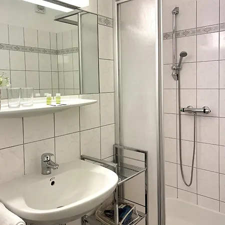 Helenental & 3* Baden